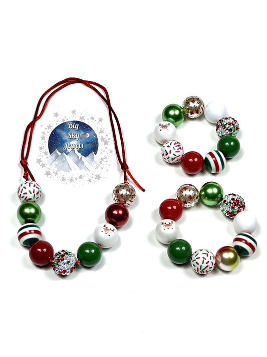 Reindeer Christmas Chunky Bubblegum Necklace OR Bracelet Green Red White Ages 3+Multiple Variation Listing